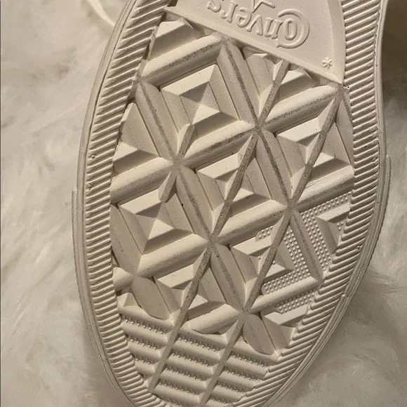 Converse All Star Cream Sneakers with Golden Chain - Picture 3 of 7